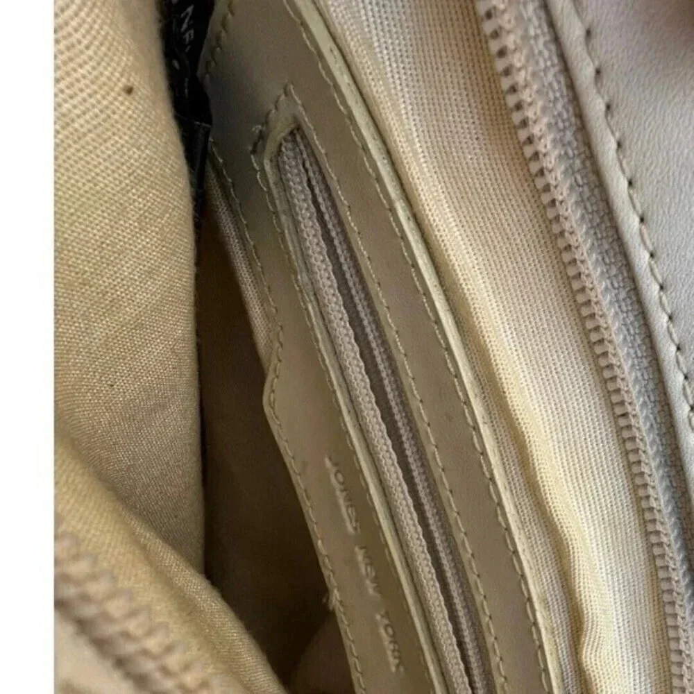 Jones New York Vintage Leather Shoulder Bag Slim Purse Bone​​​‎